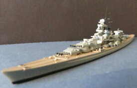 【送料無料】ホビー　模型車　車　レーシングカー モデルhansa metal modele 11250 navire de guerre scharnhorst ou gneisenau