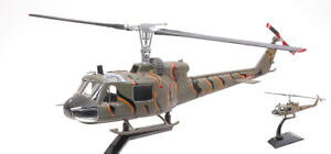 yzzr[@͌^ԁ@ԁ@[VOJ[ xxgiwRv^[fbell uh18 huey vietnam 1964 helicopter 172 model 7200010 solido