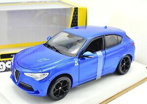 yzzr[@͌^ԁ@ԁ@[VOJ[ ~j`AAt@IXP[eminiature voiture alfa romeo stelvio echelle 124 burago modelisme static