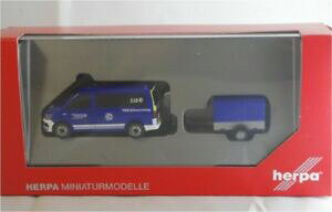 yzzr[@͌^ԁ@ԁ@[VOJ[ g[oXherpa 093668 vw t6 bus avec remorque thw kor