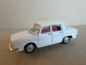 yzzr[@͌^ԁ@ԁ@[VOJ[ XyCm[zCg424 h joal 104 espagne renault 10 r10 blanc 143