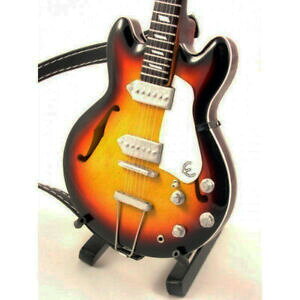 yzzr[@͌^ԁ@ԁ@[VOJ[ ~jM^[r[gYmJWm66771 mini guitar the beatles jlennon casino
