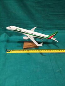 【送料無料】ホビー　模型車　車　レーシングカー エンブラエルアリタリアmodello aereo embraer 125 alitalia cm 25