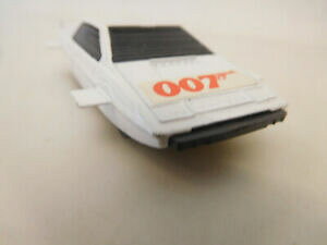 yzzr[@͌^ԁ@ԁ@[VOJ[ R[M[WjA[^XGXvx09347 corgi juniors 007 lotus esprit, tres bon etat