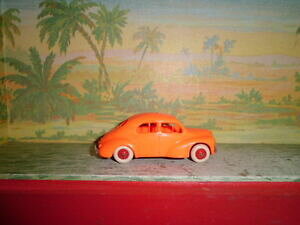 �y���������z�z�r�[�@�͌^�ԁ@�ԁ@���[�V���O�J�[ ���m�[�I�����Wvehicule norev ancien la renault 4 cv de couleur orange