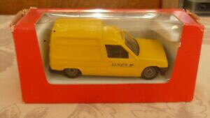 �y���������z�z�r�[�@�͌^�ԁ@�ԁ@���[�V���O�J�[ ���m�[�G�N�X�v���Xsolido renault express la poste