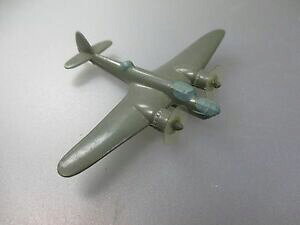 yzzr[@͌^ԁ@ԁ@[VOJ[ COh{bNXwiking avion angleterre e5 realise 4 box00