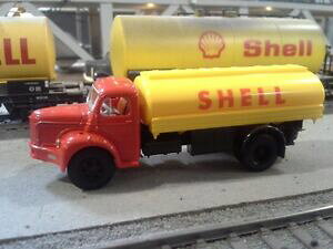 �y���������z�z�r�[�@�͌^�ԁ@�ԁ@���[�V���O�J�[ �^���N�V�F��berliet glr 8citerneshellbrekina 85307