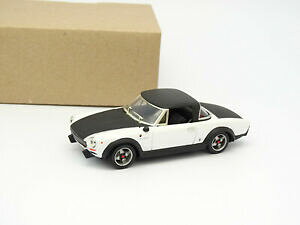 yzzr[@͌^ԁ@ԁ@[VOJ[ tBAbgAogNzCgubNvitesse sb 143 fiat 124 abarth spider blanc noir