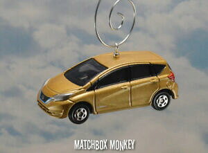 yzzr[@͌^ԁ@ԁ@[VOJ[ em[gNX}XJX^I[ignCubhAhm2017 2018 dore nissan note personnalise noel ornement electrique adorno hybride