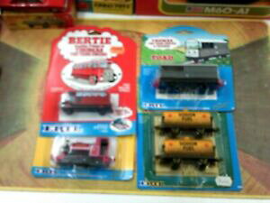 �y���������z�z�r�[�@�͌^�ԁ@�ԁ@���[�V���O�J�[ �g�[�}�X�^���N×ertl thomas the tank x 4