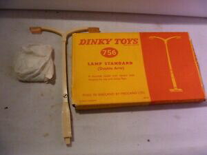 �y���������z�z�r�[�@�͌^�ԁ@�ԁ@���[�V���O�J�[ �r���e�[�W�{�b�N�X�X�^���_�[�h�_�u�������vvintage dinky toys cret double lampe standard