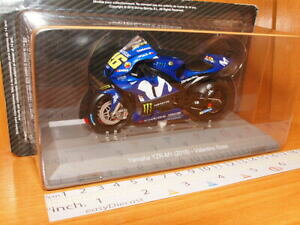 yzzr[@͌^ԁ@ԁ@[VOJ[ }noeB[mbVgX^[GiW[rX^[yamaha yzrm1 2018 valentino rossi 118 motogp monster energy 46 movistar