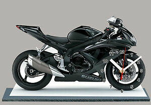 �y���������z�z�r�[�@�͌^�ԁ@�ԁ@���[�V���O�J�[ �q�[�g�~�j�`���A�N���b�Nmoto, suzuki gsxr 750 04, en horloge miniature