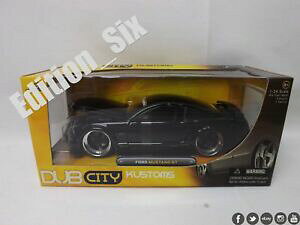 �y���������z�z�r�[�@�͌^�ԁ@�ԁ@���[�V���O�J�[ �t�H�[�h���X�^���O�A�����J�J�[�{��jada toys 124 2006 ford mustang gt american muscle voiture carbone 3d boxed