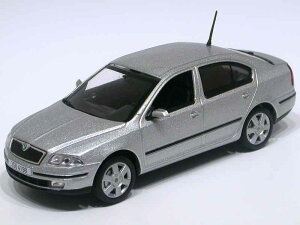 �y���������z�z�r�[�@�͌^�ԁ@�ԁ@���[�V���O�J�[ �V���R�_norev skoda octavia 143