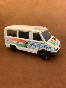 yzzr[@͌^ԁ@ԁ@[VOJ[ C^AXJgiodi iveco daily italia 90 scala 124