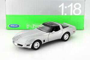 yzzr[@͌^ԁ@ԁ@[VOJ[ V{[RxbgN[ychevrolet corvette coupe annee de construction 1982 argent 118 welly