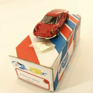 yzzr[@͌^ԁ@ԁ@[VOJ[ R[hfB[mtF[OAe}record dino ferrari 246 gt monte et peint belle realisation 143