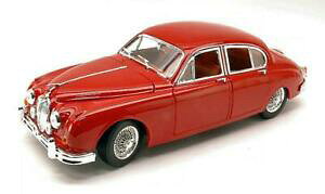 �y���������z�z�r�[�@�͌^�ԁ@�ԁ@���[�V���O�J�[ �W���K�[jaguar mkii 1959 red 118 bburago 12009r
