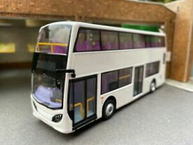 【送料無料】ホビー　模型車　車　レーシングカー スケールバスホワイトaller idee enviro 400 176th echelle uni blanc bus