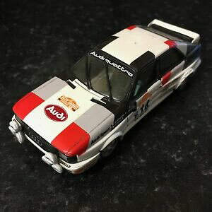yzzr[@͌^ԁ@ԁ@[VOJ[ zCgfAEfBX|[cNgT[bam x 143 faite a la main audi sport quattro sanremo rally 1981 en metal blanc modele