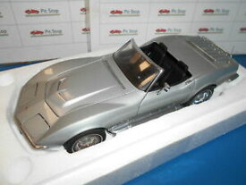 【送料無料】ホビー　模型車　車　レーシングカー シボレーコルベットaa71162 by autoart chevrolet corvette 1969 118