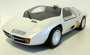 yzzr[@͌^ԁ@ԁ@[VOJ[ {XXP[ZfXzCgbos 118 scale resin 201042 mercedes bb cw 311 white