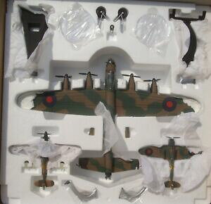 yzzr[@͌^ԁ@ԁ@[VOJ[ R[M[JX^[nP[corgi aa32602, battle of britain, lancaster, spitfire amp; hurricane, 172 nouveau