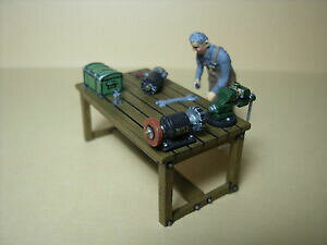 yzzr[@͌^ԁ@ԁ@[VOJ[ K[WZbgyLfigurine garage set 141 l artisan vroom 143 a peindre unpainted figure
