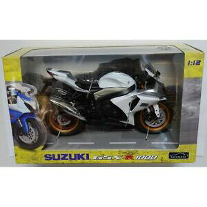 【送料無料】ホビー 模型車 車 レーシングカー ホワイトaoshima aosh08849 suzuki gsx r1000 blanc 112