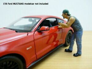 yzzr[@͌^ԁ@ԁ@[VOJ[ r[efigurine hanging out billy accoude 118