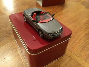 【送料無料】ホビー 模型車 車 レーシングカー アルファロメオスパイダースケールsolido alfa romeo spider 1995 echelle 143