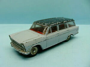 yzzr[@͌^ԁ@ԁ@[VOJ[ tXtBAbgdinky toys france 548 fiat 1800 break