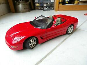 yzzr[@͌^ԁ@ԁ@[VOJ[ V{[RxbgJuIbh~j`Achevrolet corvette c5 cabriolet 1997 118 bburago burago miniature rouge
