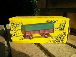 �y���������z�z�r�[�@�͌^�ԁ@�ԁ@���[�V���O�J�[ �_���g���[��e�{�b�N�Xdinky dantoys ref 033 remorque bachee rouge, etat neuf en boite