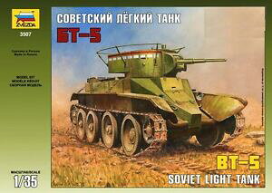 �y���������z�z�r�[�@�͌^�ԁ@�ԁ@���[�V���O�J�[ �\���C�g�^���N�X�J��q zvezda 3507 soviet light tank bt5 scala 135