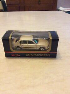 �y���������z�z�r�[�@�͌^�ԁ@�ԁ@���[�V���O�J�[ �~�j�{�b�N�X�_�k�H�[���@rarissima bmw 750 mini modelli gig maisto nuova in box da collezione