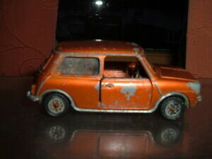 �y���������z�z�r�[�@�͌^�ԁ@�ԁ@���[�V���O�J�[ �~�j�N���u�}��dinky toys mini clubman dans bien utilise dorigine voir les photos