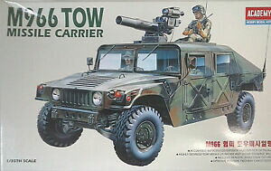�y���������z�z�r�[�@�͌^�ԁ@�ԁ@���[�V���O�J�[ �A�J�f�~�[���]�g�E�~�T�C���L�����A�A�[�gacademy 135 mezzo militare m966 tow missile carrier art 1363