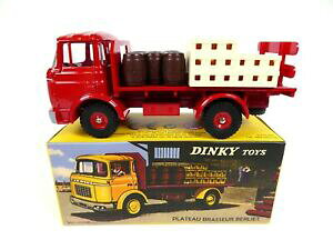 �y���������z�z�r�[�@�͌^�ԁ@�ԁ@���[�V���O�J�[ �g���b�N�A�g���Xcamion plateau berliet brasseur kronenbourg dinky toys atlas 143 voiture 588