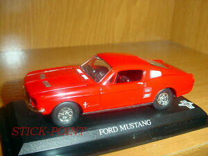 yzzr[@͌^ԁ@ԁ@[VOJ[ tH[hX^Obh~gford mustang red 143 mint condition icial car