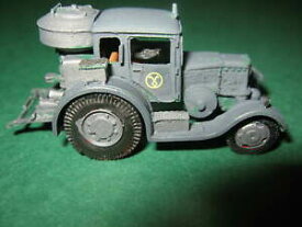 【送料無料】ホビー　模型車　車　レーシングカー ファイルブルドッグトタースズメバチlanz bulldog avec charbon propulsion tracteur de la wehrmacht 1942 guepe 187