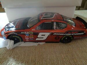 �y���������z�A�N�V�������P�[�V�[��`���[�W���[�A�E�g�B�eACTION NASCAR #9 Kasey Kahne 2005 Bud Shoot Out Charger 1/24