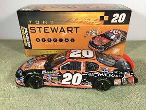 �y���������z2006�N�̃A�N�V����MA TONY STEWART#20�z�[���E�f�|Powerade���̋��сA�_�C�J�X�g�Ő�������ANascar 1/242006 Action MA TONY STEWART #20 Home Depot Powerade