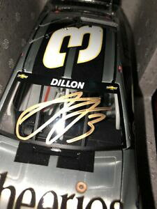 yzMTC̃I[XeBEfB΋pbNVÁF̃_CJXgŌ`ꂽ݂̂ō\AUTOGRAPHED Austin Dillon 2015 Cheerios 1:24 Raw Diecast #44 of o