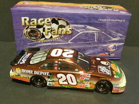 【送料無料】トニースチュワートアクションピーナツ大きいカボチャのポンティアックグランプリ＃2002 Tony Stewart Action 1/24 Peanuts Great Pumpkin Pontiac Grand Prix #20