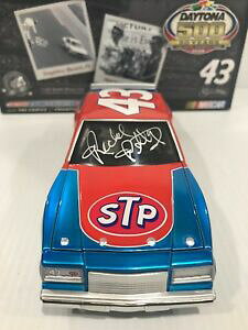 �y���������z���`���[�h�E�y�e�B�����M�T�C������r���C�b�N�f�C�g�i�̏���Richard Petty #43 Autographed 1981 Buick STP Daytona 500 Win