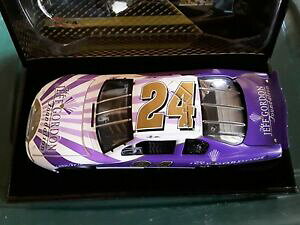 yzANVG[gWFtS[hct@^W[̎ԂĂ܂BAction 1/24 Elite Jeff Gordon 2001 Foundation Fantasy car.
