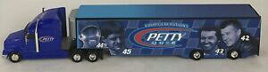 yz}eЂ̃zbgzC[yeBۃC[OMattel Hot Wheel 1998 Four Genrations Petty International Eagle 9400
